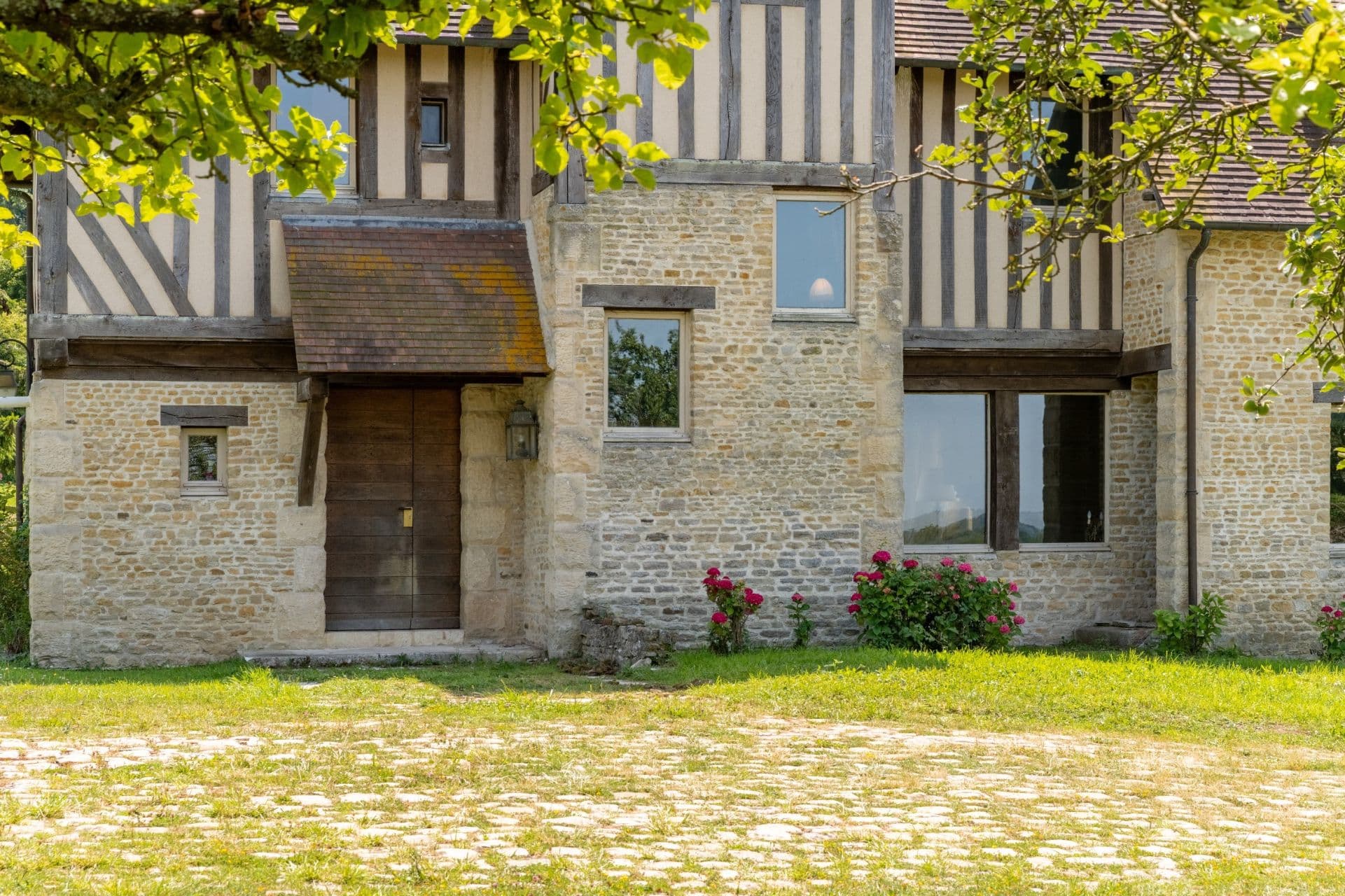 Sale Luxury house Beaumont-en-Auge 8 Rooms 290 m² 2
