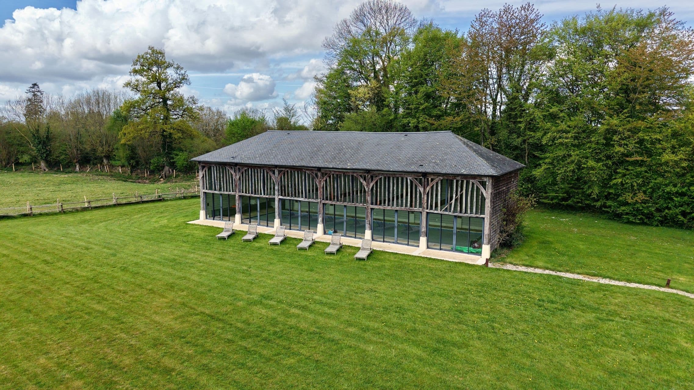Sale Luxury house Morainville-Jouveaux 10 Rooms 530 m² 19