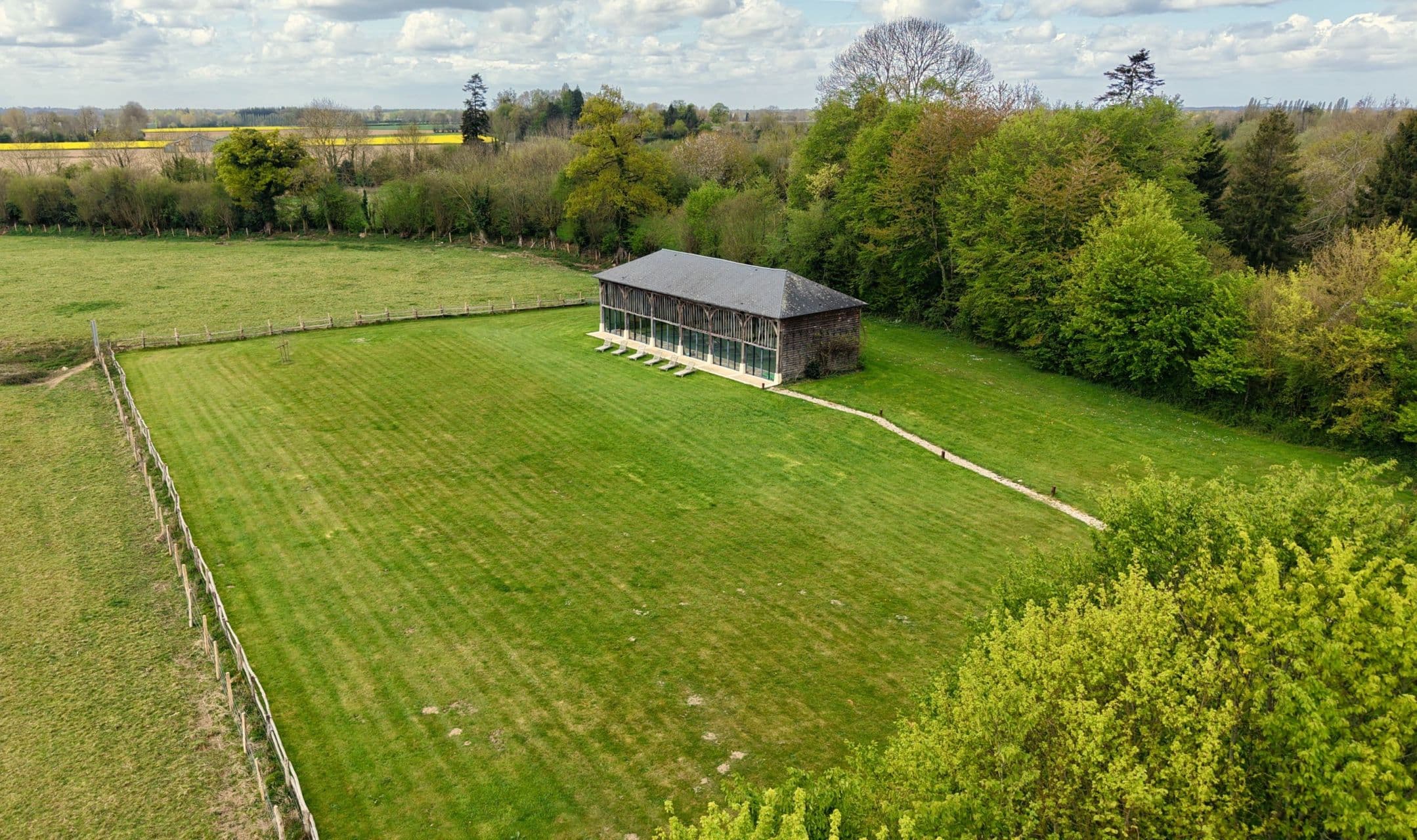 Sale Luxury house Morainville-Jouveaux 10 Rooms 530 m² 2