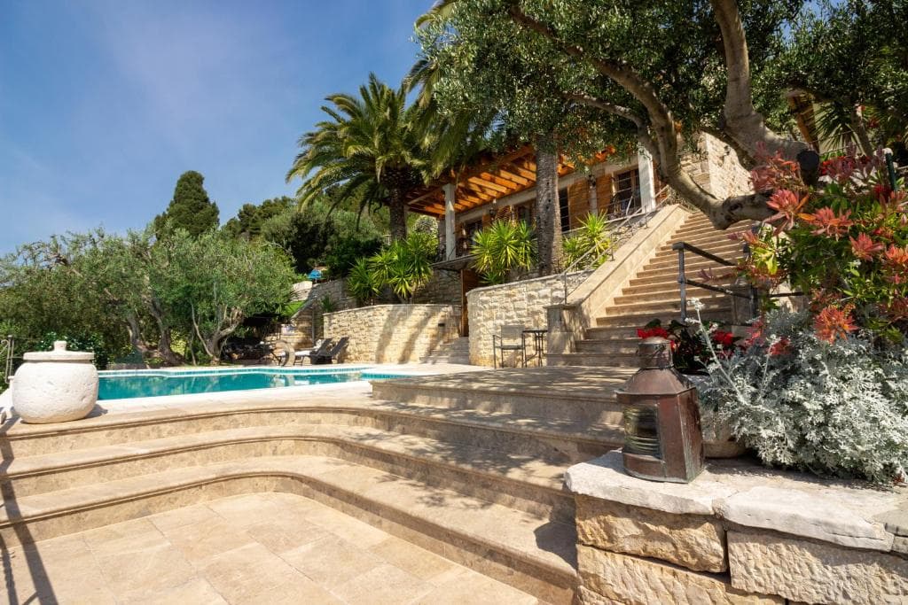 Villa Vranjic 2