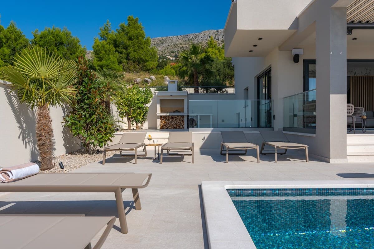 Villa Korina 2