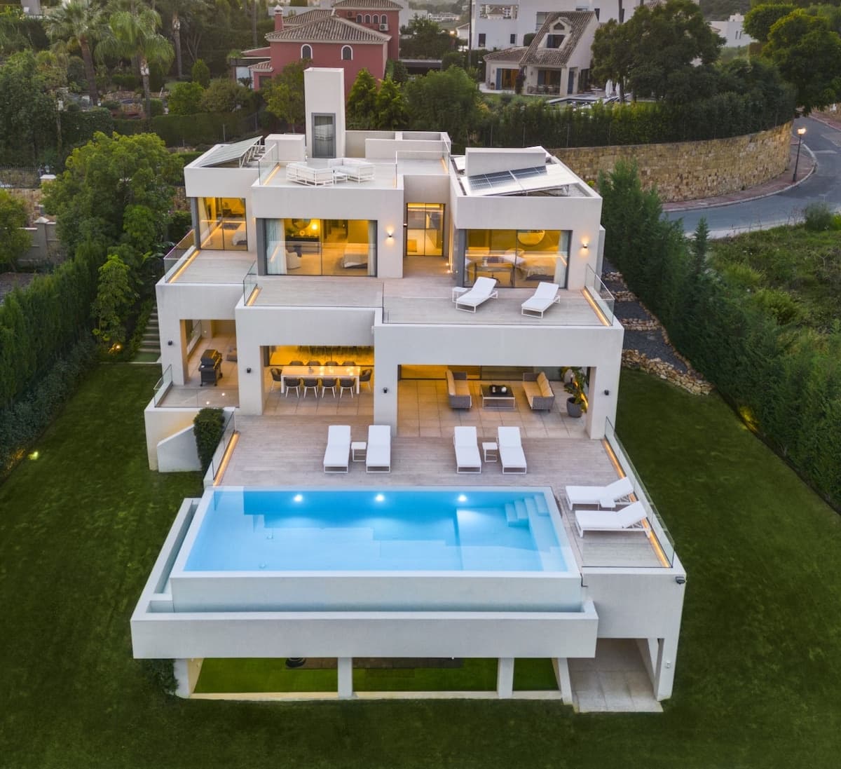 Villa Puerto Banus