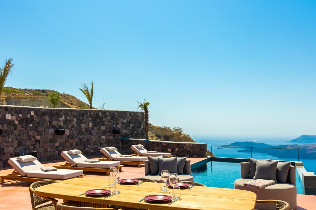 Villa Athinios