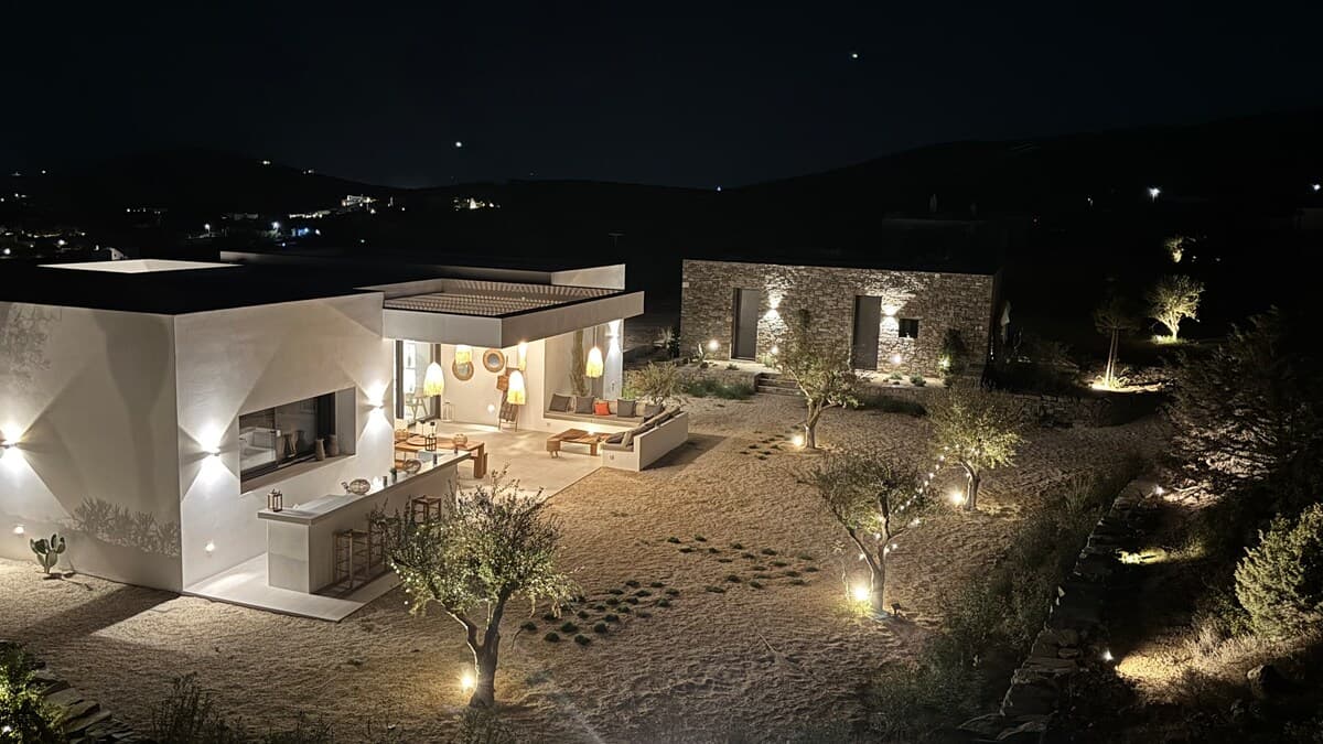 Villa Piso Livadi 4
