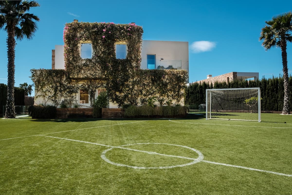 Villa Can Roca 8
