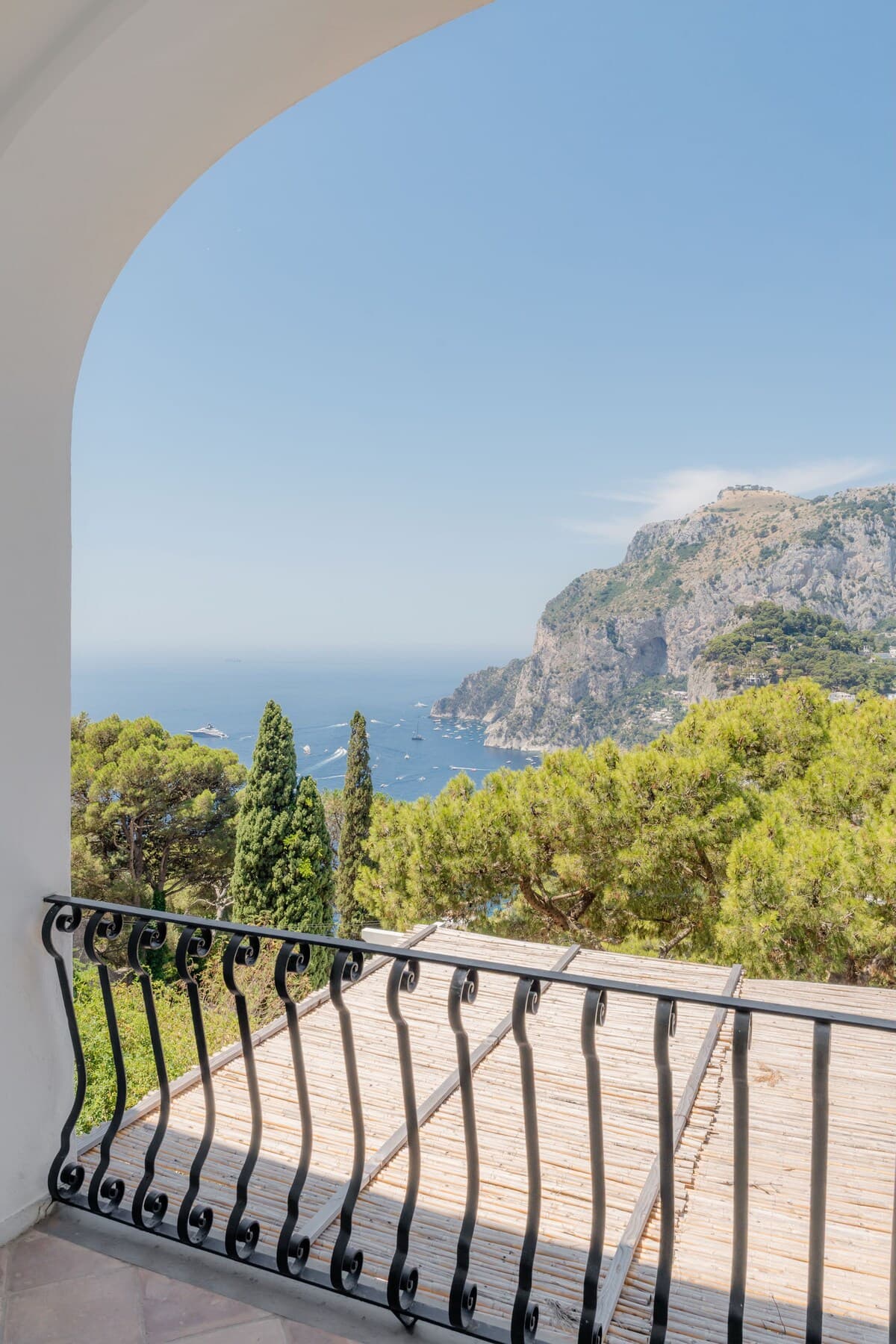 Villa Grotta Azzurra 2