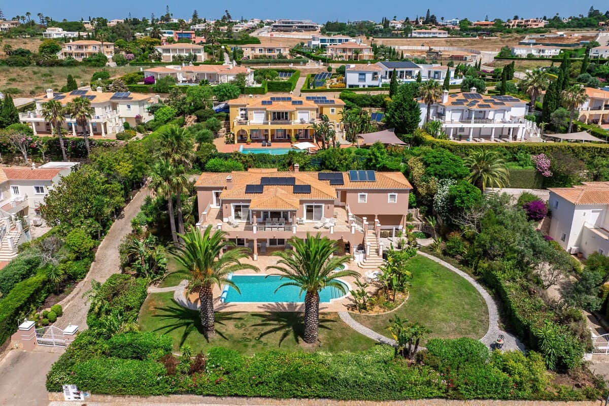Villa Amorosa 3
