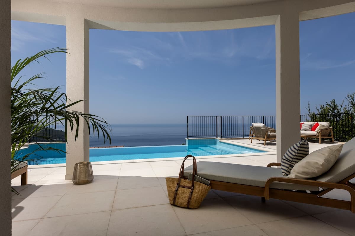 Villa Astoria 6