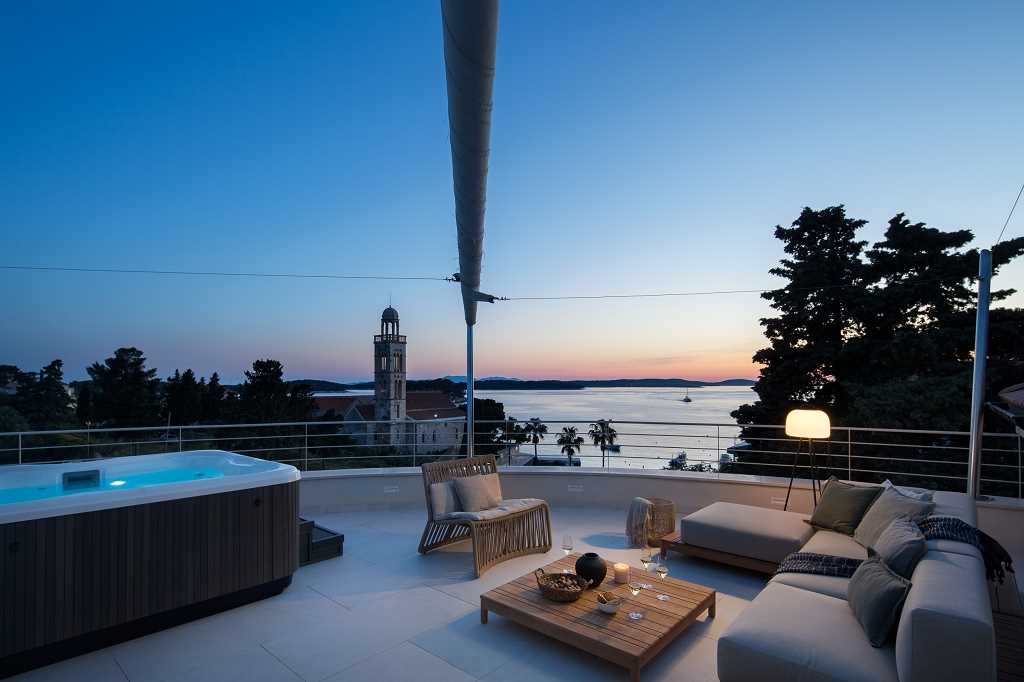 Villa Ananke