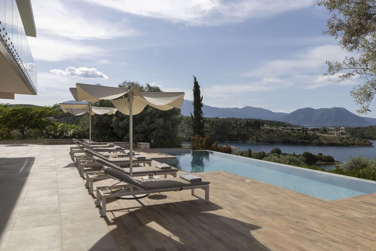 Villa Antisamos