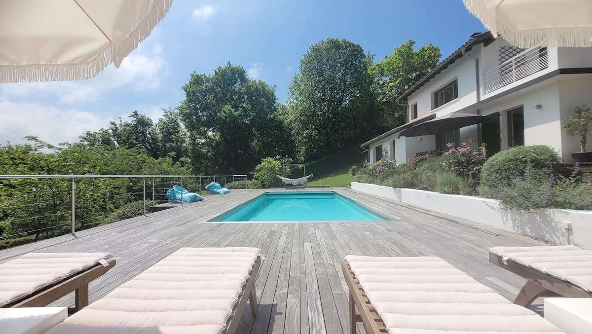 Villa Mendixka 9