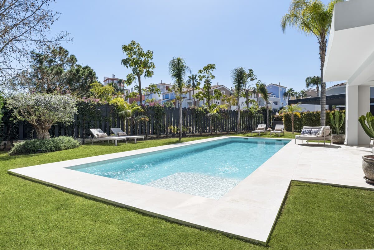 Villa Los Monteros 5