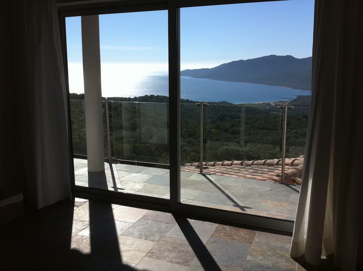 Villa Capu Laurosu 9