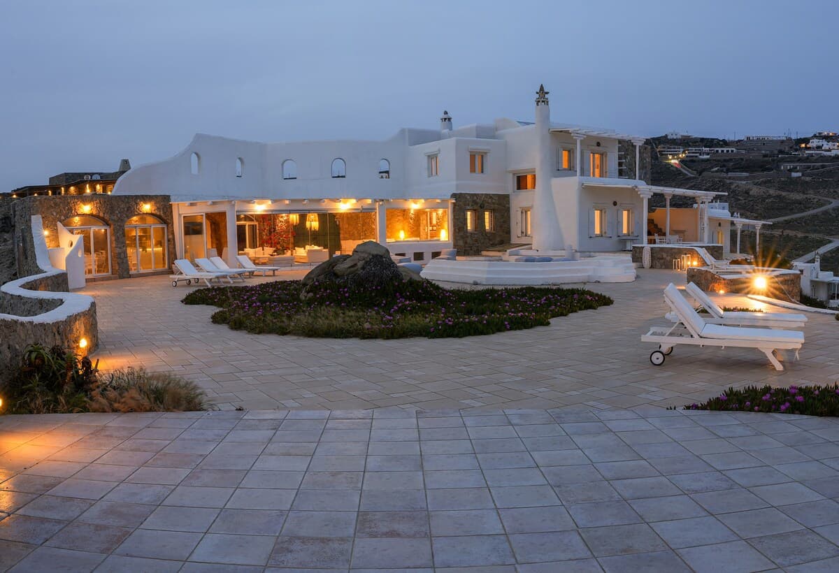 Villa Ornos 2