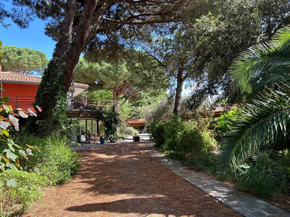 La Maison Rouge 4