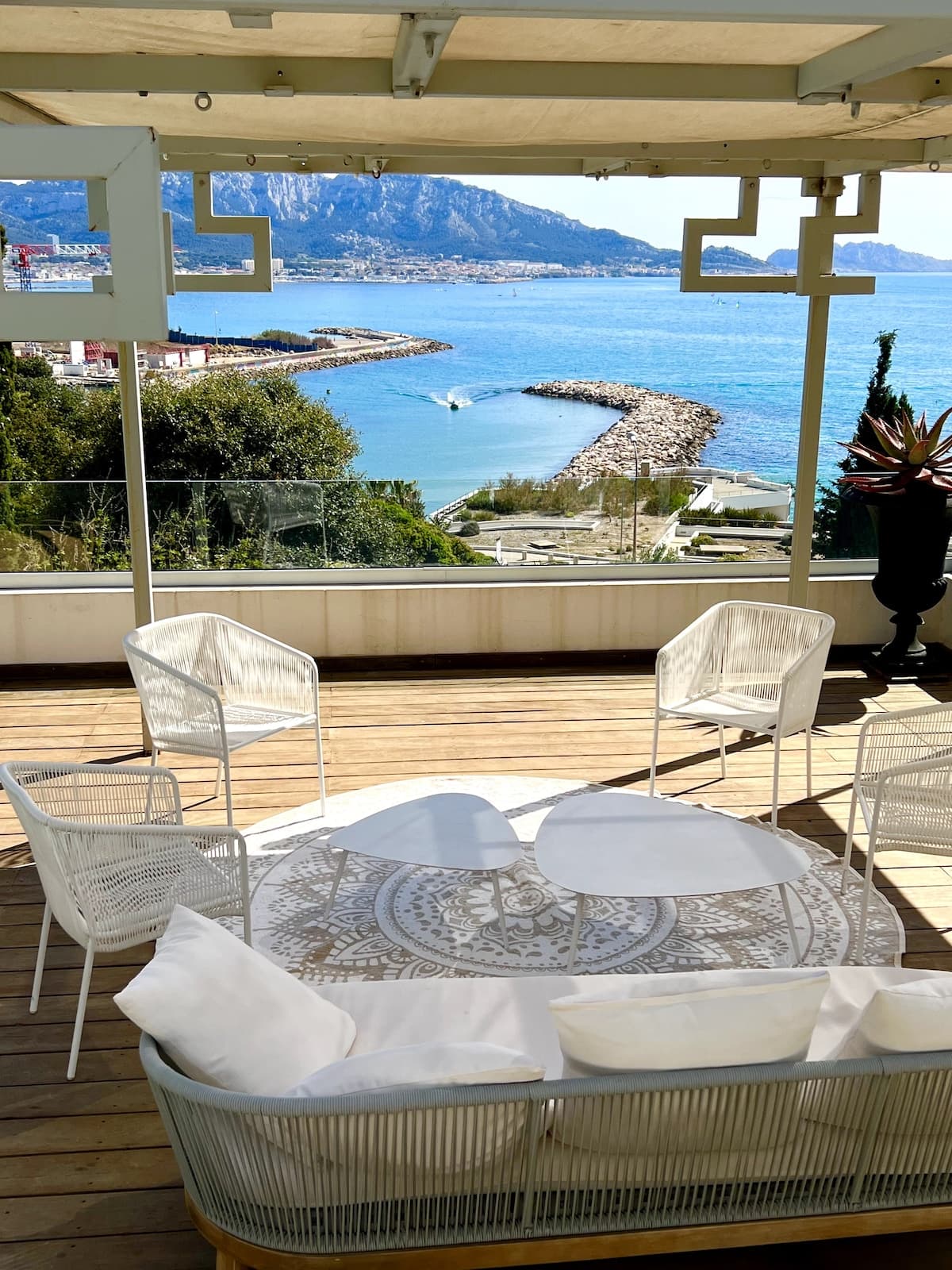 Villa Kennedy 6