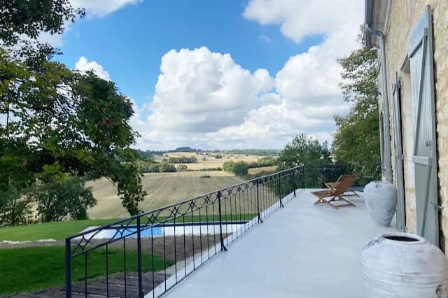 Domaine du Charlat 2