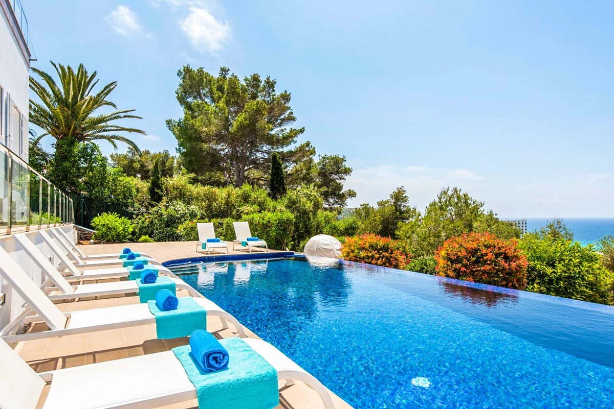 Villa Privilege 4