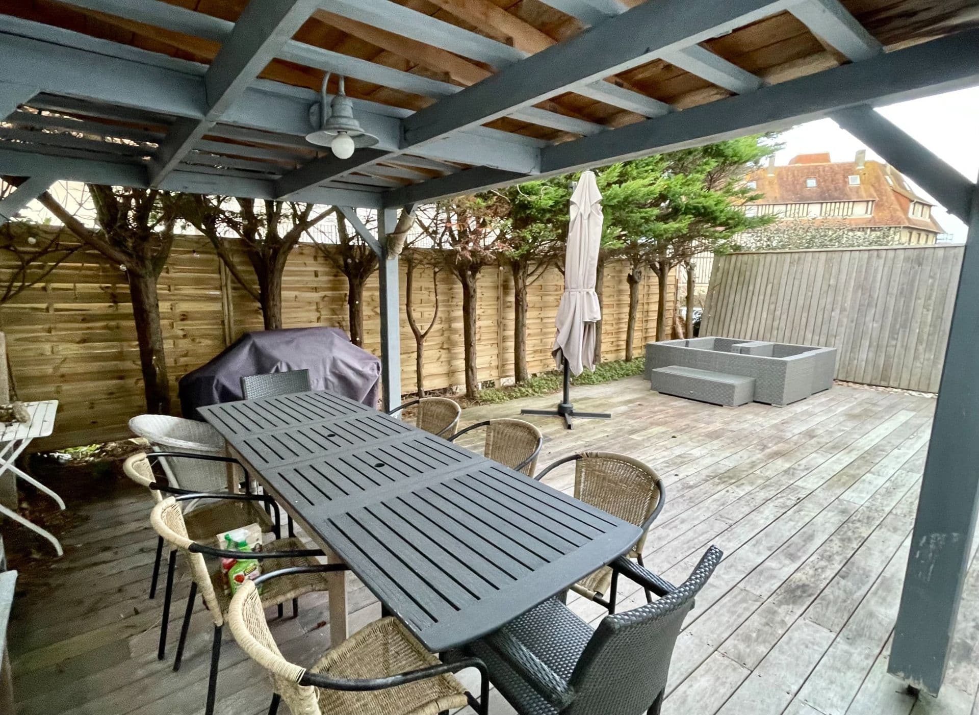Sale Luxury house Benerville-sur-Mer 9 Rooms 120 m² 3