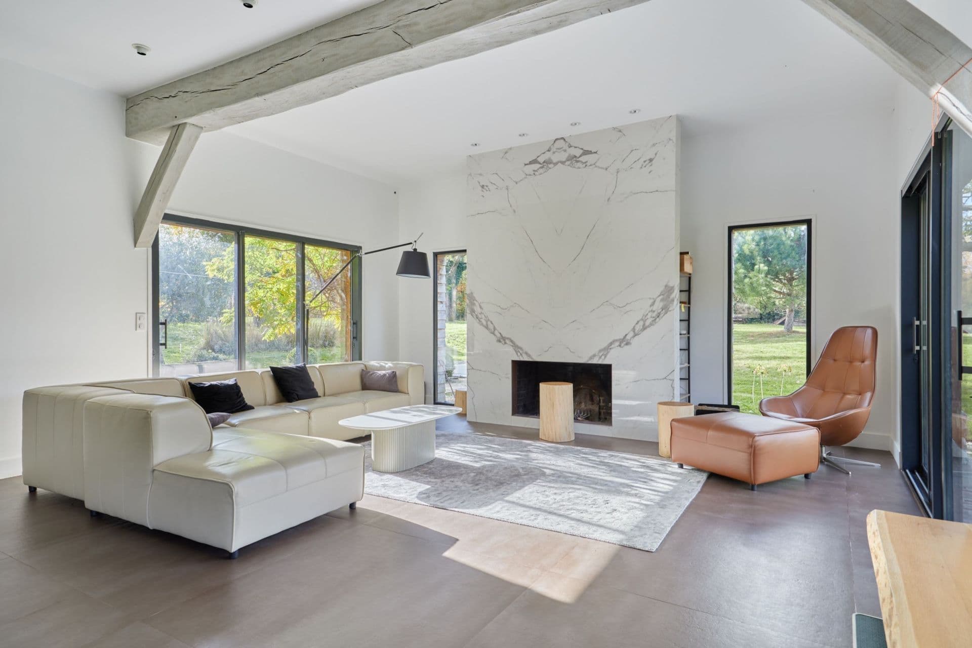 Sale Luxury house Ouilly-du-Houley 6 Rooms 265 m² 7