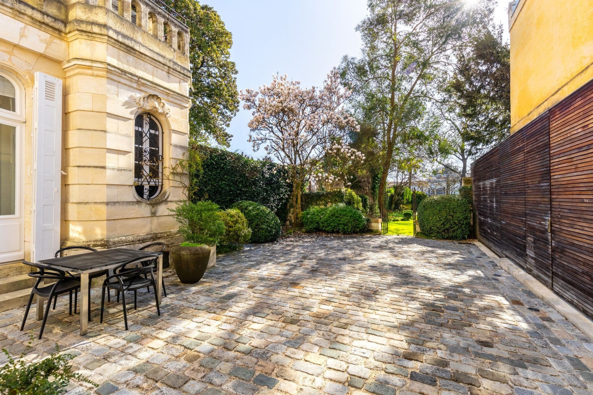 Sale Luxury house Bordeaux 15 Rooms 764 m²
