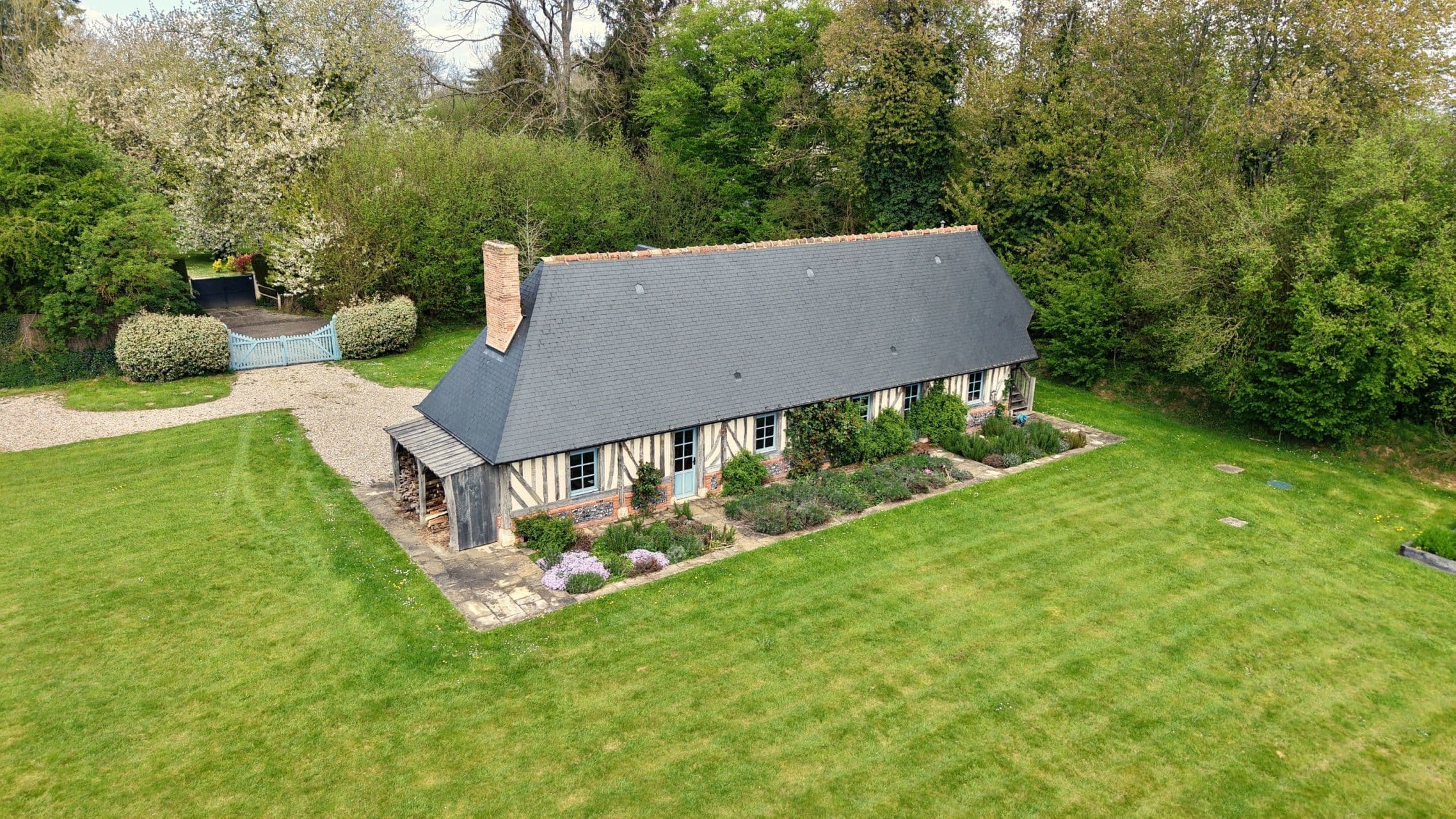Sale Luxury house Morainville-Jouveaux 10 Rooms 530 m² 16